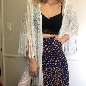 NEVER WORN Flowy flower cardigan